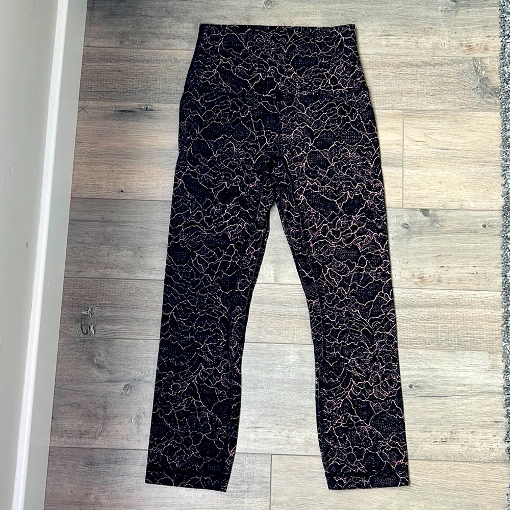 Lululemon Align High Rise 21 Crop Legging size 2